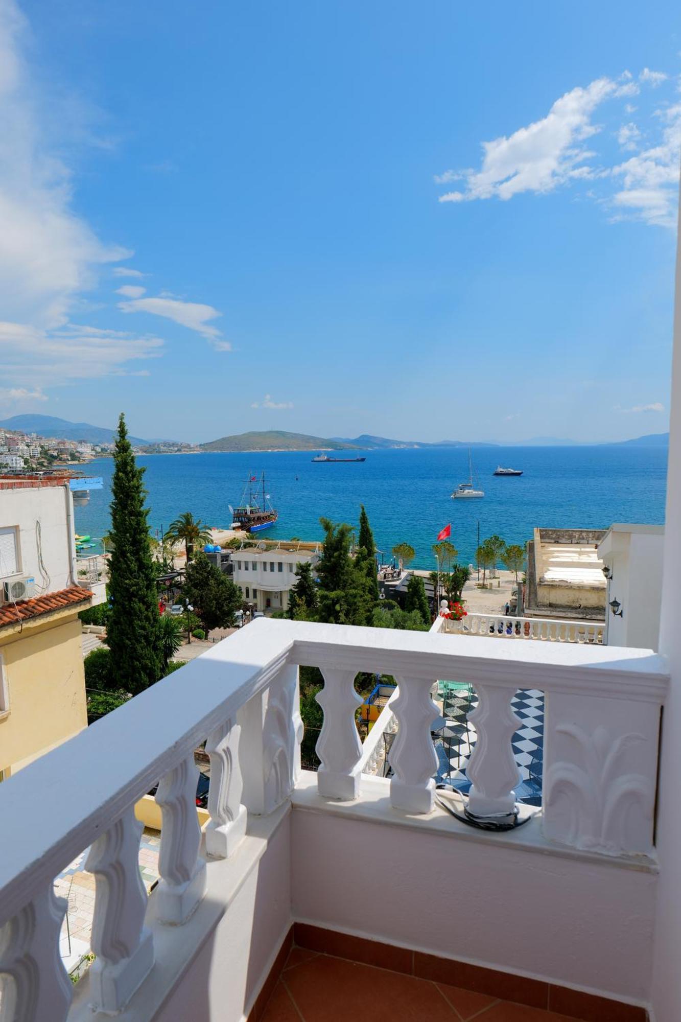 Vila Stupende Apartment Sarande Room photo